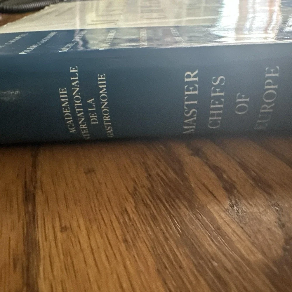 Master Chefs of Europe Cookbook Recipes Europe's Greatest Chefs Signed Vintage‎